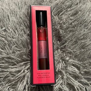 NEVER USED VICTORIA SECRET